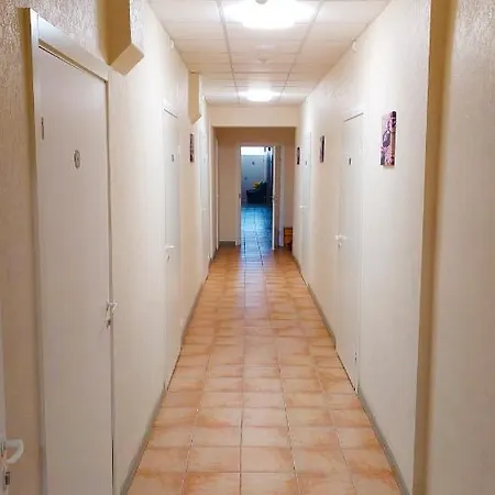 Happy Hostel *